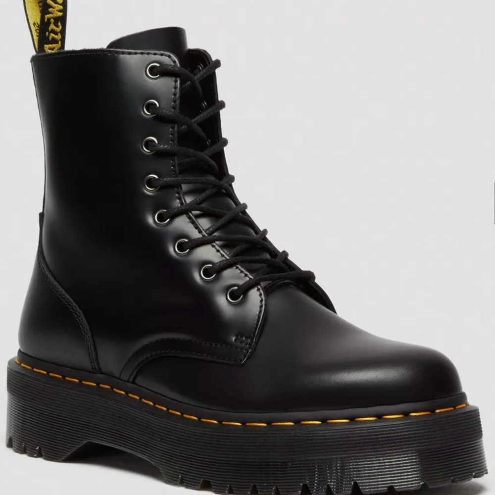 DR MARTENS JADON BOOT SMOOTH LEATHER PLATFORMS